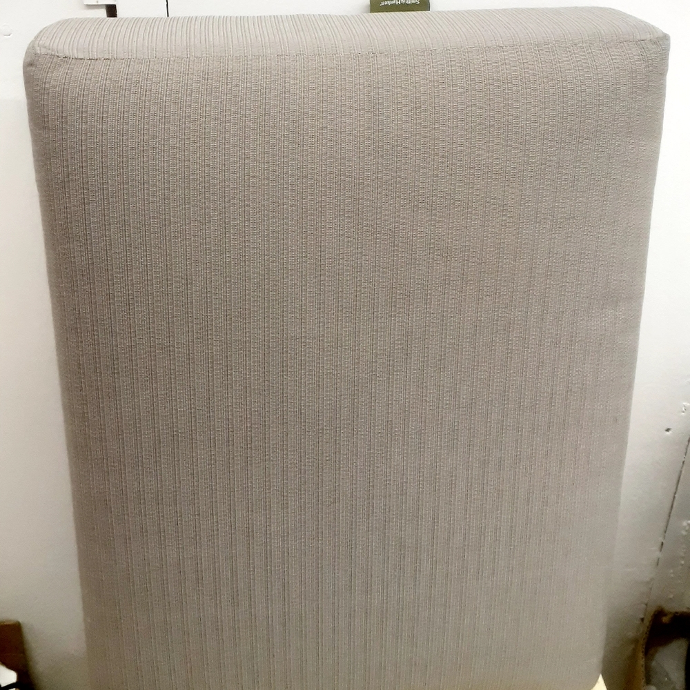 SMITH HAWKEN 23.5 x 17.5 Sunbrella ottoman Cushion